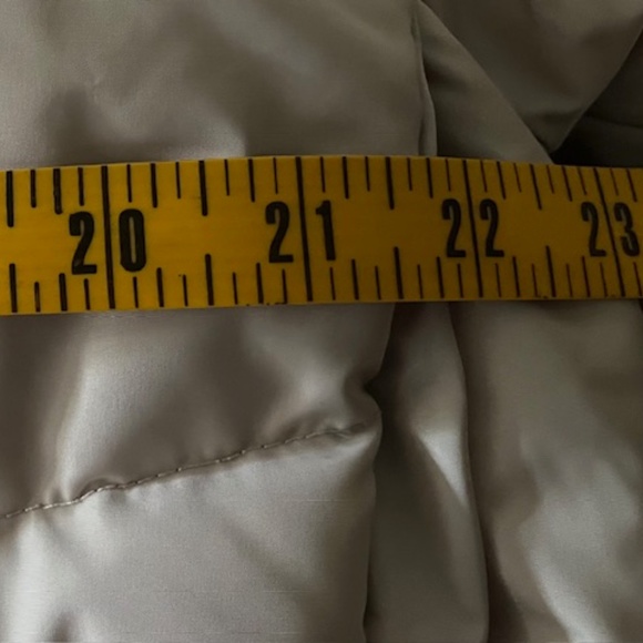 Women's Orolay Cream Down Filled Hooded Puffer Coat / Jacket - Small - Picture 11 of 16